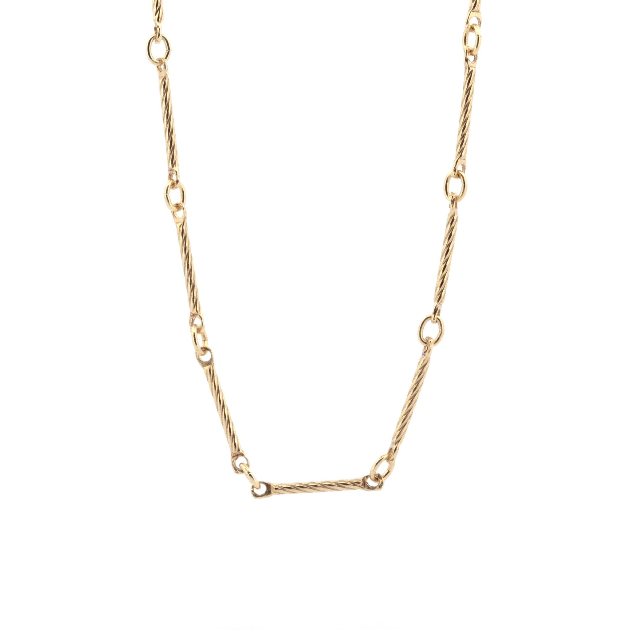 A solid 9k yellow gold Aiden Jae Banyan Bar Chain Necklace with twisted texture and links on a white background.